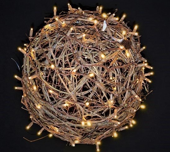 grapevine-ball-with-light